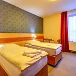 Toc Hotel Lipová-lázně