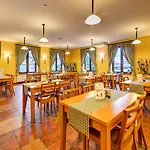 Hotel Toc