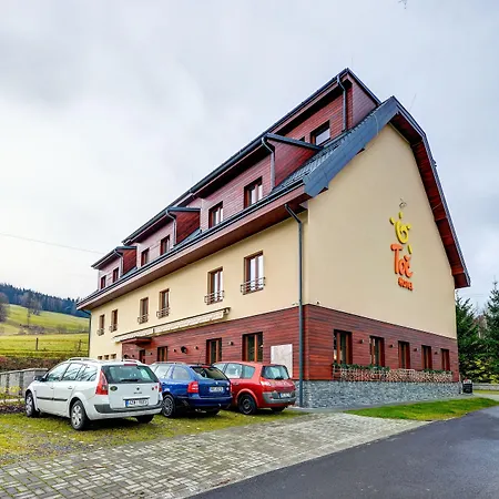 Hotel Toč 3*
