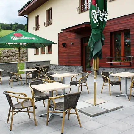 Hotel Toč 3*